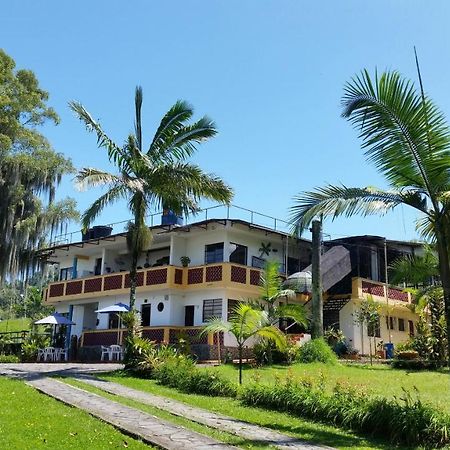 Hotel Faroazul Rnt12633 Santa Rosa de Cabal Dış mekan fotoğraf