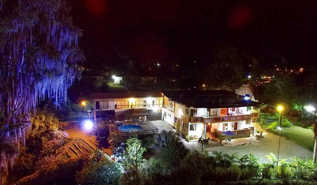 Hotel Faroazul Rnt12633 Santa Rosa de Cabal Dış mekan fotoğraf